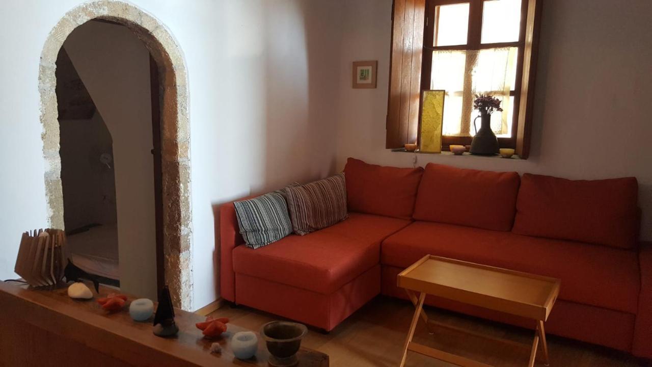 Athina Guesthouse Monemvasía Buitenkant foto